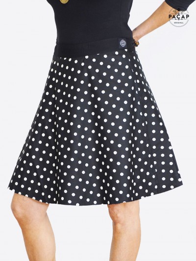 jupe noire réversible, jupe avec pans, jupe évasée, jupe trapèze, jupe à pois blancs à nouer motif pin up rétro vintage