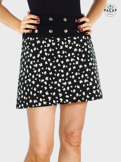 Jupe évasée courte blanche taille haute imprimé liberty petite fleurs blanches